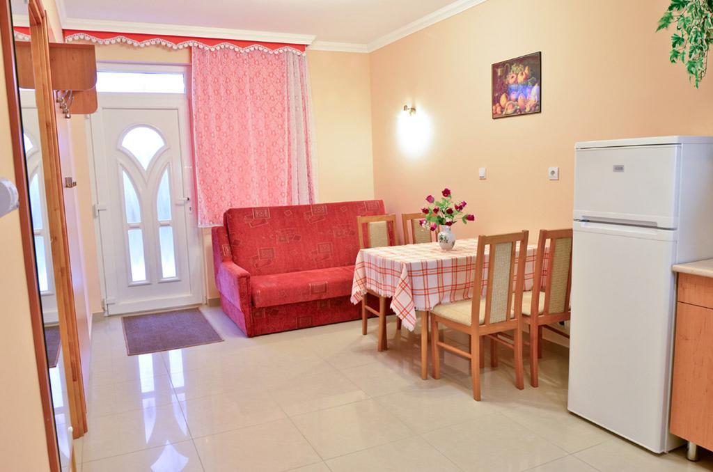 Holiday Home Rose Hajdúszoboszló Εξωτερικό φωτογραφία